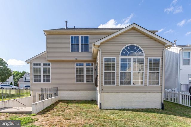9330 BIRCH CLIFF DR, Fredericksburg, VA 22407