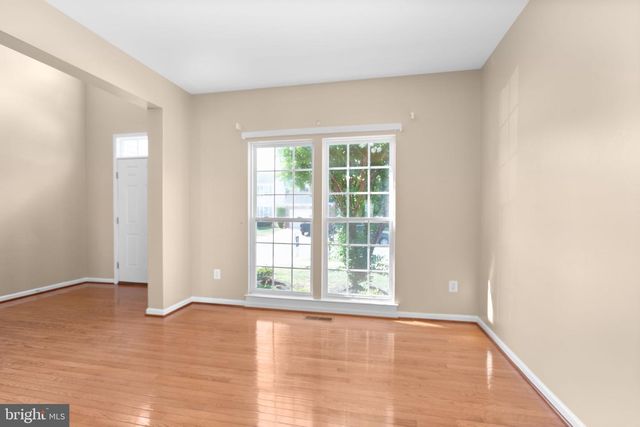 9330 BIRCH CLIFF DR, Fredericksburg, VA 22407