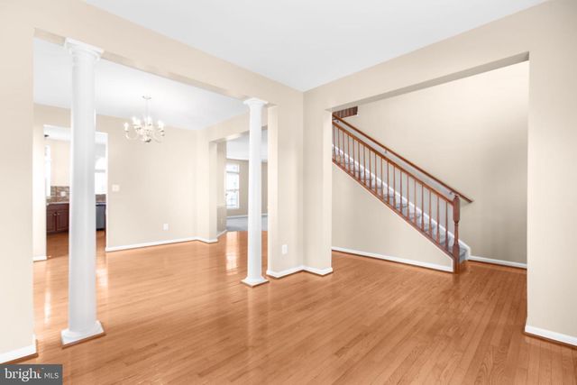 9330 BIRCH CLIFF DR, Fredericksburg, VA 22407