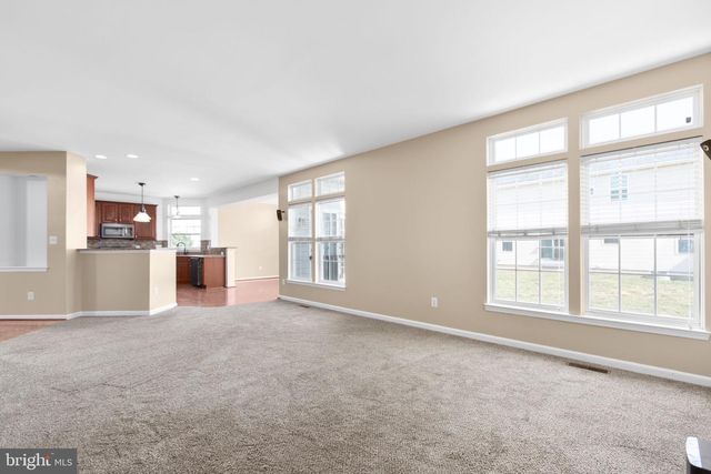 9330 BIRCH CLIFF DR, Fredericksburg, VA 22407
