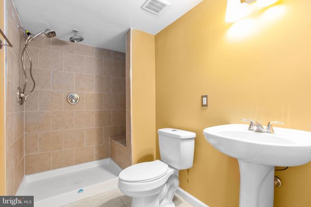 9330 BIRCH CLIFF DR, Fredericksburg, VA 22407