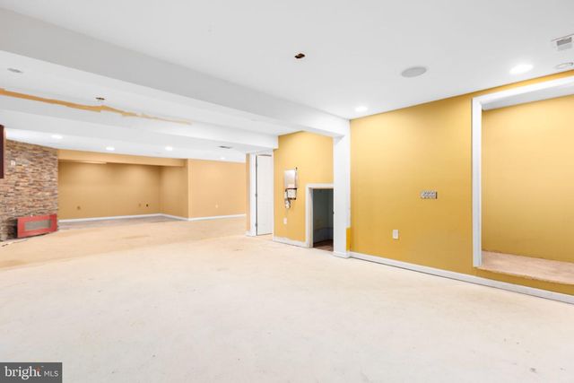 9330 BIRCH CLIFF DR, Fredericksburg, VA 22407