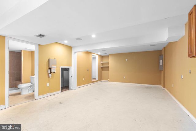 9330 BIRCH CLIFF DR, Fredericksburg, VA 22407