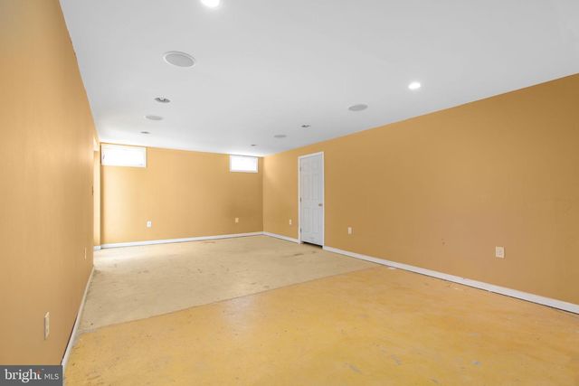 9330 BIRCH CLIFF DR, Fredericksburg, VA 22407