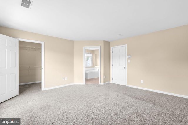9330 BIRCH CLIFF DR, Fredericksburg, VA 22407