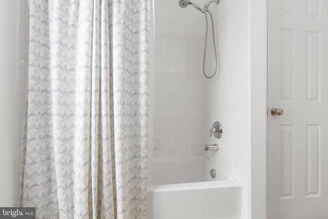 9330 BIRCH CLIFF DR, Fredericksburg, VA 22407