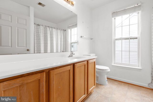 9330 BIRCH CLIFF DR, Fredericksburg, VA 22407
