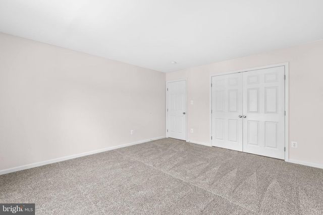 9330 BIRCH CLIFF DR, Fredericksburg, VA 22407