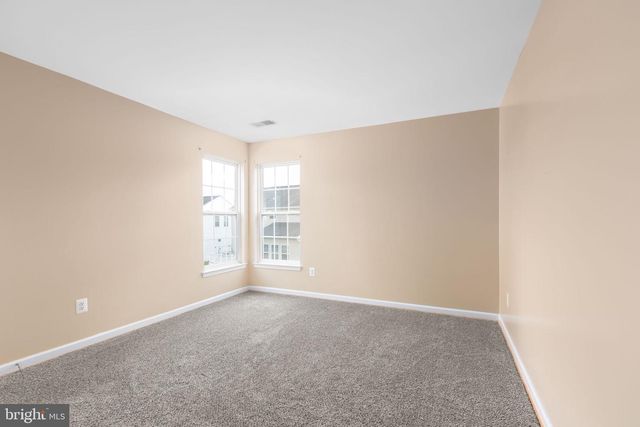 9330 BIRCH CLIFF DR, Fredericksburg, VA 22407