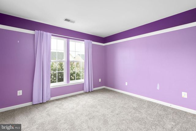 9330 BIRCH CLIFF DR, Fredericksburg, VA 22407