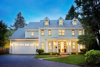 8 Beresford Road, Brookline, MA 02467