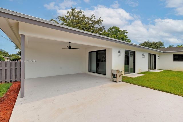 6940 NW 6th St, Plantation, FL 33317
