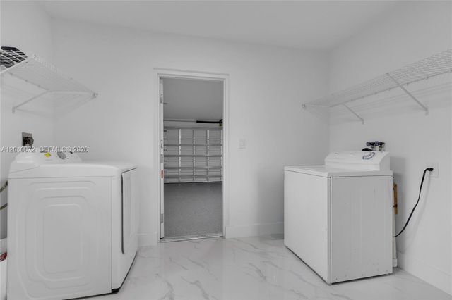 6940 NW 6th St, Plantation, FL 33317