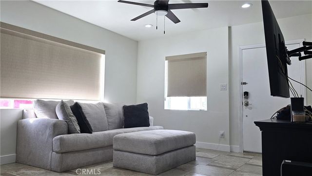 6704 Rhea Avenue, Reseda, CA 91335