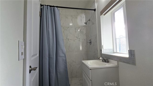 6704 Rhea Avenue, Reseda, CA 91335