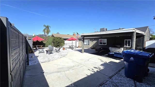 6704 Rhea Avenue, Reseda, CA 91335