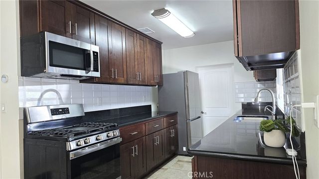 6704 Rhea Avenue, Reseda, CA 91335