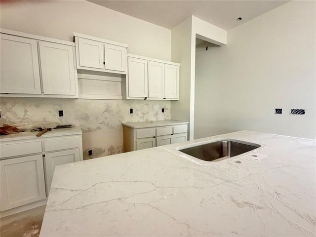 4019 Abingdon Drive, Norman, OK 73026