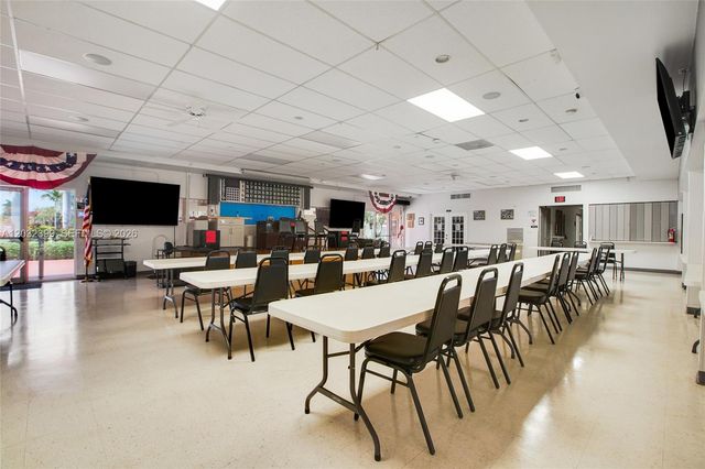 5300 Washington St O224, Hollywood, FL 33021