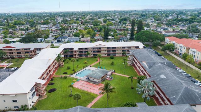 5300 Washington St O224, Hollywood, FL 33021