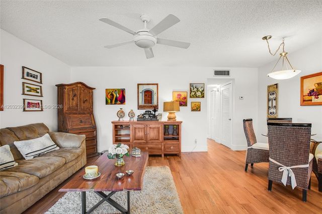 5300 Washington St O224, Hollywood, FL 33021