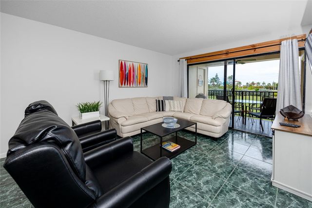 6113 PALMA DEL MAR BOULEVARD S 221, St Petersburg, FL 33715