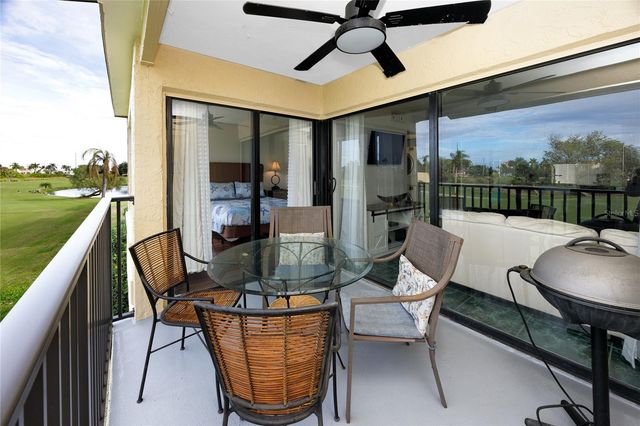 6113 PALMA DEL MAR BOULEVARD S 221, St Petersburg, FL 33715