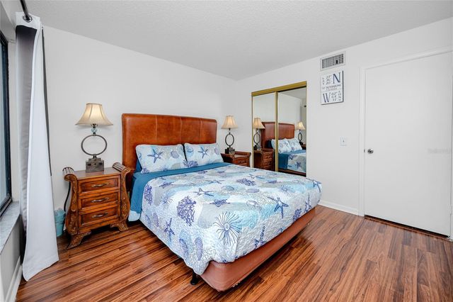 6113 PALMA DEL MAR BOULEVARD S 221, St Petersburg, FL 33715