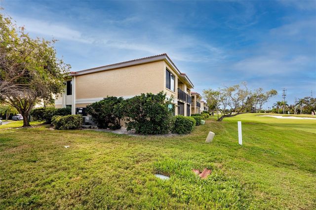 6113 PALMA DEL MAR BOULEVARD S 221, St Petersburg, FL 33715
