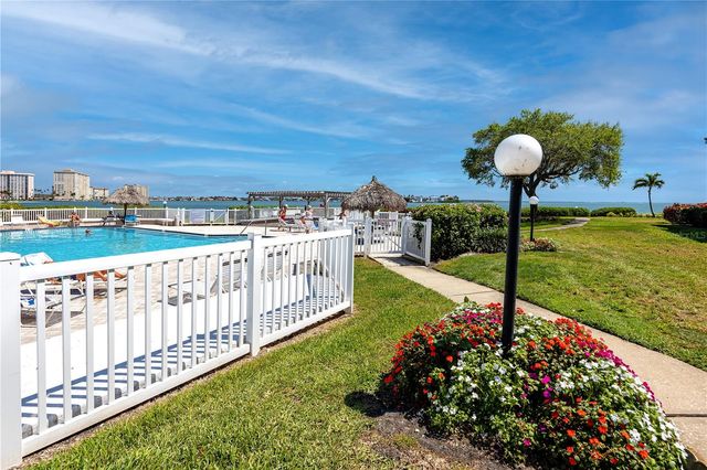 6113 PALMA DEL MAR BOULEVARD S 221, St Petersburg, FL 33715