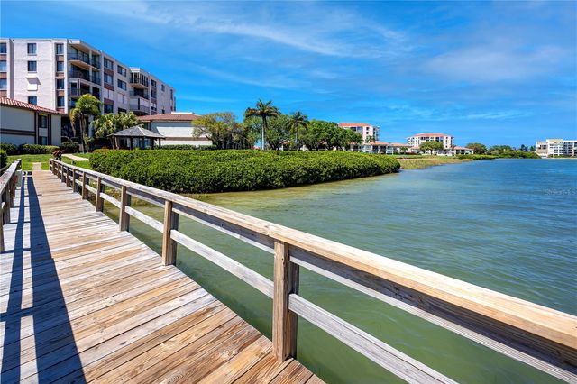 6113 PALMA DEL MAR BOULEVARD S 221, St Petersburg, FL 33715