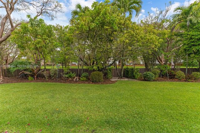 11018 SW 147th Pl, Miami, FL 33196