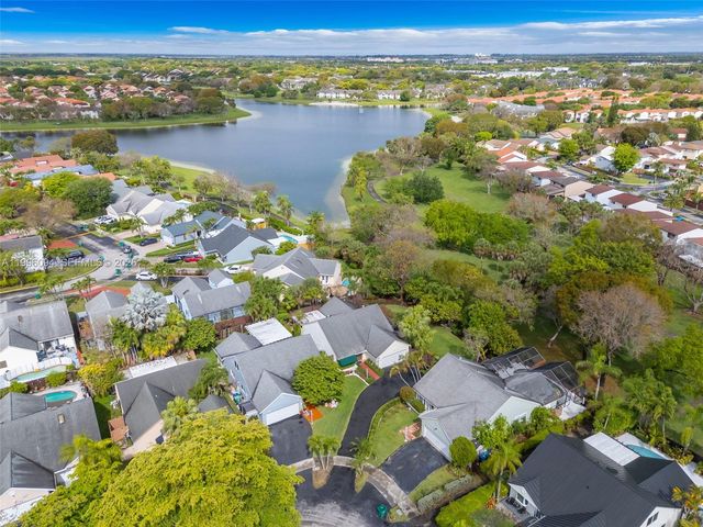 11018 SW 147th Pl, Miami, FL 33196