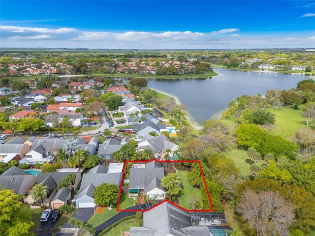 11018 SW 147th Pl, Miami, FL 33196