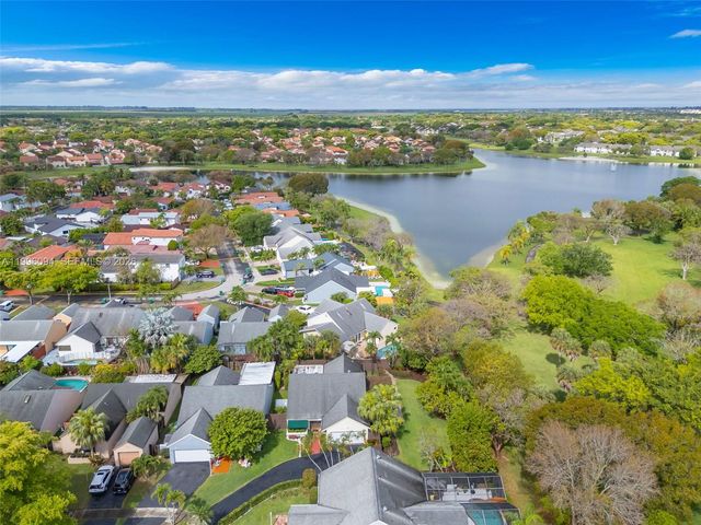 11018 SW 147th Pl, Miami, FL 33196