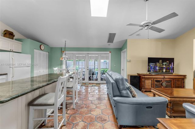 11018 SW 147th Pl, Miami, FL 33196