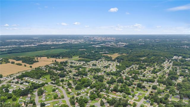 1256 N James Estates Dr, Henrico, VA 23231