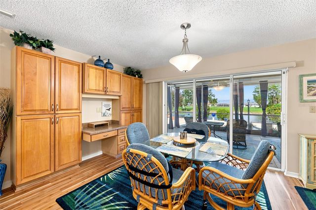 1002 EL RANCHO DRIVE, Sun City Center, FL 33573