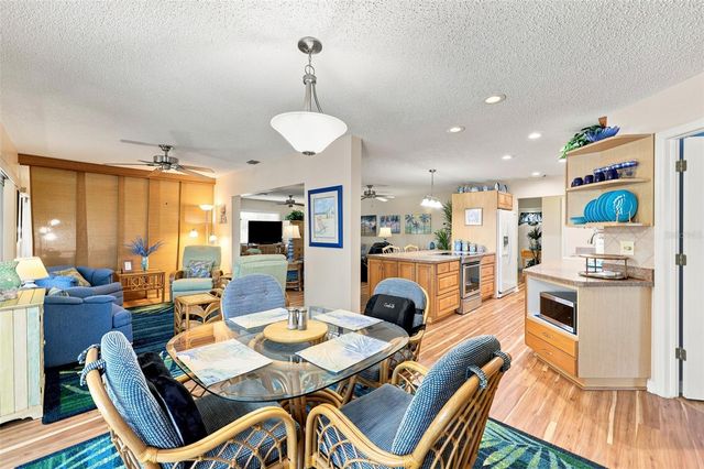 1002 EL RANCHO DRIVE, Sun City Center, FL 33573