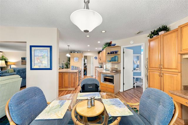 1002 EL RANCHO DRIVE, Sun City Center, FL 33573