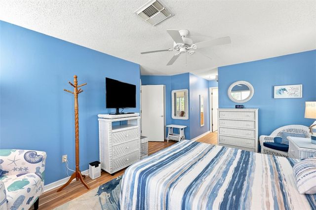 1002 EL RANCHO DRIVE, Sun City Center, FL 33573