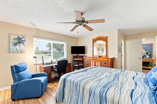 1002 EL RANCHO DRIVE, Sun City Center, FL 33573
