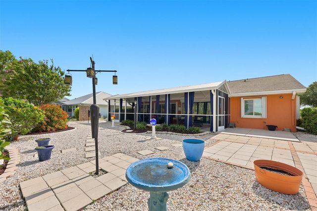 1002 EL RANCHO DRIVE, Sun City Center, FL 33573