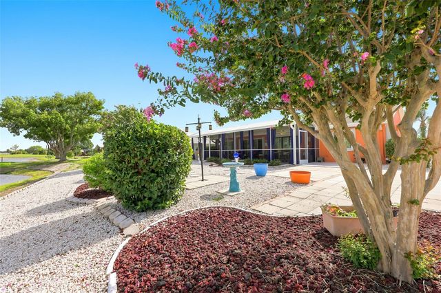 1002 EL RANCHO DRIVE, Sun City Center, FL 33573