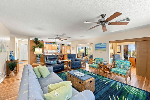 1002 EL RANCHO DRIVE, Sun City Center, FL 33573