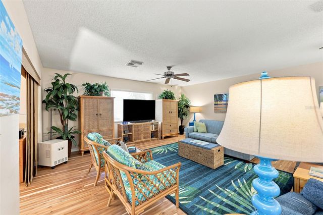 1002 EL RANCHO DRIVE, Sun City Center, FL 33573