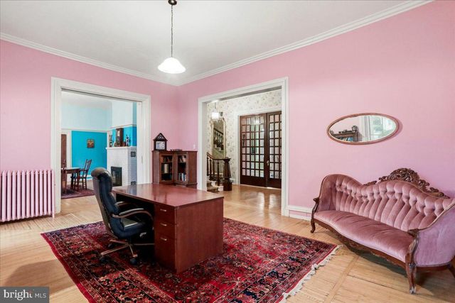 827 PHILADELPHIA AVENUE, Chambersburg, PA 17201