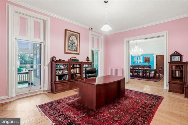 827 PHILADELPHIA AVENUE, Chambersburg, PA 17201