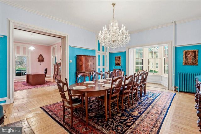 827 PHILADELPHIA AVENUE, Chambersburg, PA 17201