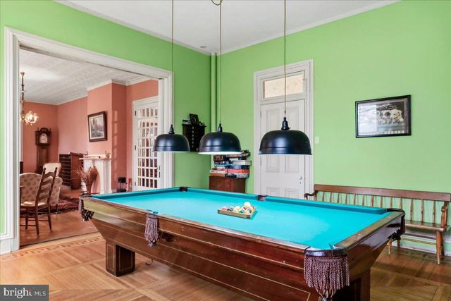 827 PHILADELPHIA AVENUE, Chambersburg, PA 17201